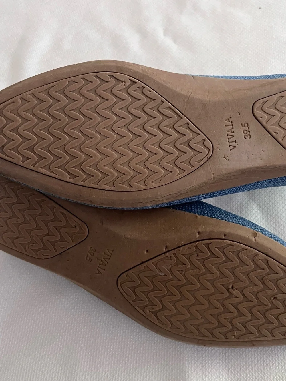 Vivaia Denim Blue Knit Pointed-Toe Flats size 39 1/2 or 8 1/2